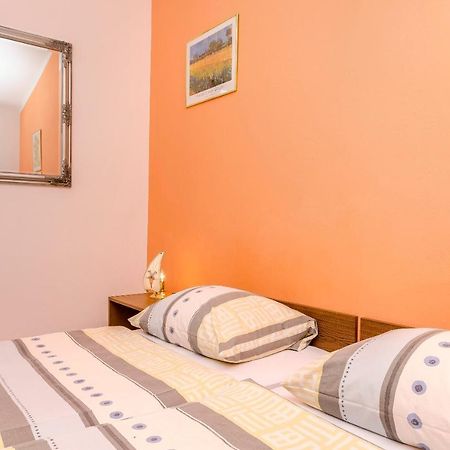 Apartments And Room Take It Easy Tribalj 외부 사진