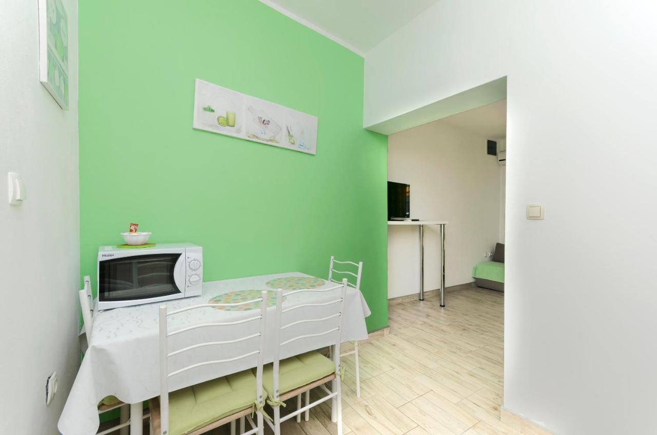 Apartments And Room Take It Easy Tribalj 외부 사진