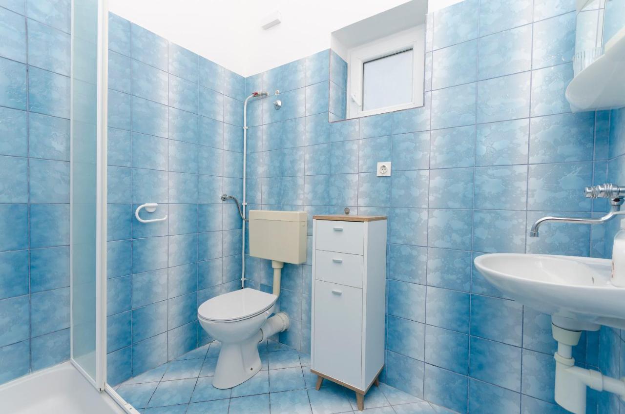 Apartments And Room Take It Easy Tribalj 외부 사진